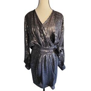 SFIZIO Shimmering Silver Long Sleeve Silk Wrap Mini Dress Made In Italy Sz 0 NWT